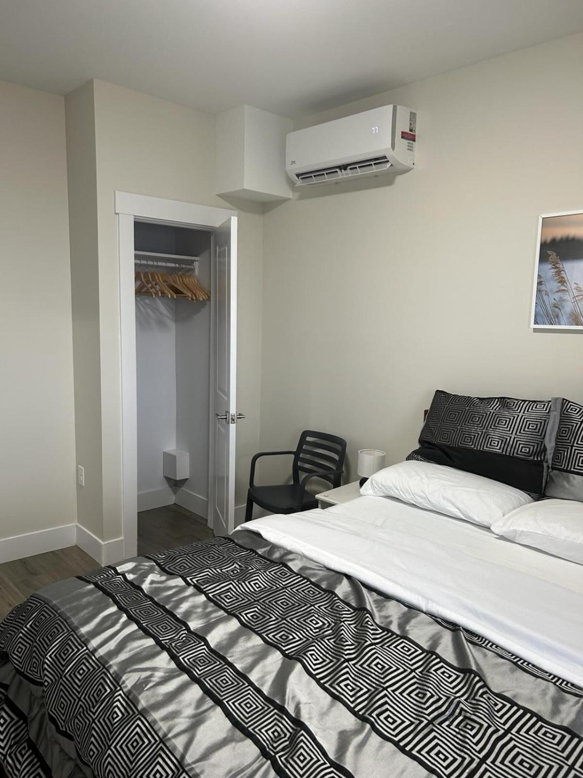 Docker Apartment Timberlea ภายนอก รูปภาพ